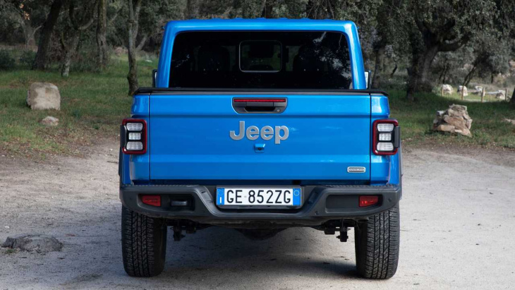 android, opinión jeep gladiator overland diesel: un pick-up brutal