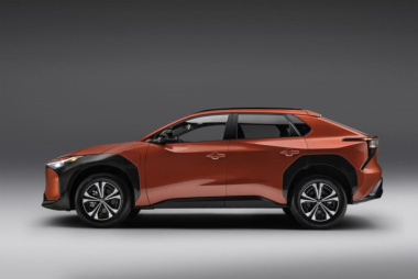 Raro: ¿ Porque un modelo eléctrico de Toyota es un fiasco de ventas ?