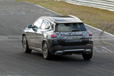 El Mercedes GLA Facelift 2023 se deja ver en un par de vueltas a Nürburgring