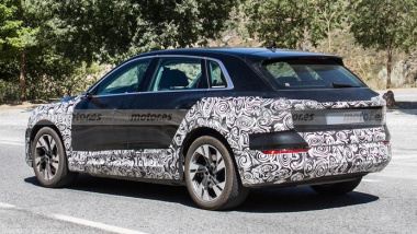 El esperado Audi e-tron 2023 y su variante deportiva S al detalle en estas nuevas fotos espía