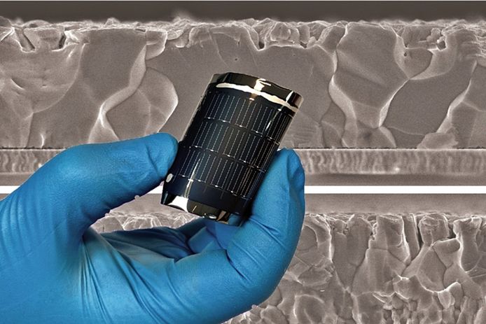 estas células solares flexibles registran un nuevo récord de eficiencia