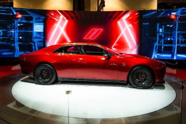 Dodge muestra en el SEMA 2022 las actualizaciones realizadas sobre el Charger Daytona SRT Concept
