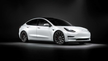 Tesla revisará 24.064 Model 3 por los cinturones de seguridad