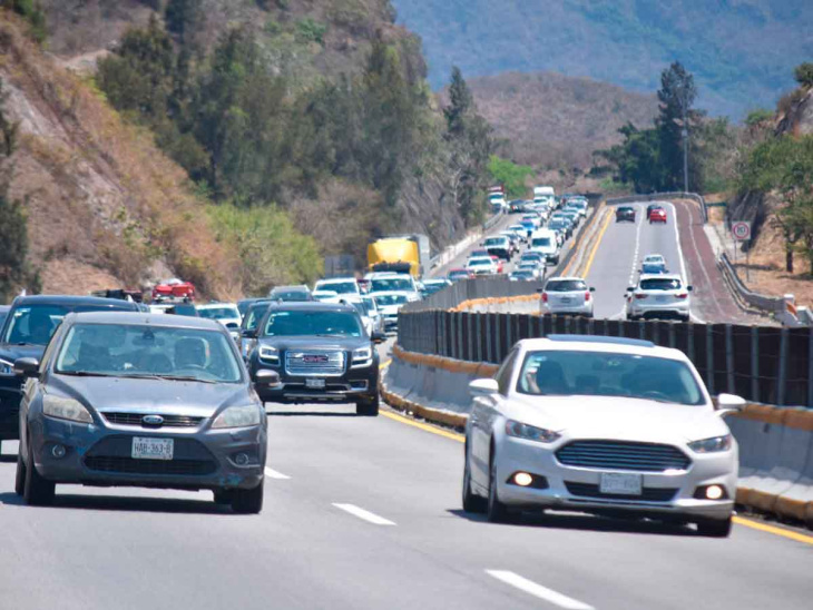 automovilistas alertan por asaltos en la autopista del sol