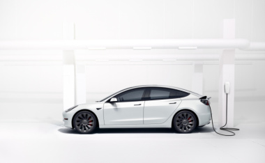 ¡Adiós carga gratis! Tesla comenzará a cobrar por cargar sus autos
