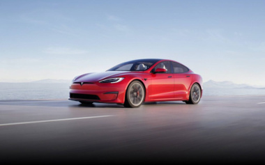 Tesla no da abasto en America del Norte y quiere vender sus modelos fabricados en China. Podrá ?