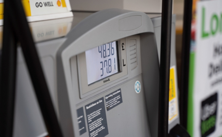 cuánto cuesta el litro de gasolina en qatar, sede del mundial 2022