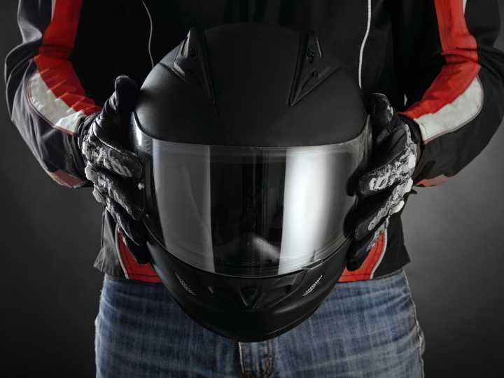 ¿cómo elegir el casco ideal para andar en motocicleta?