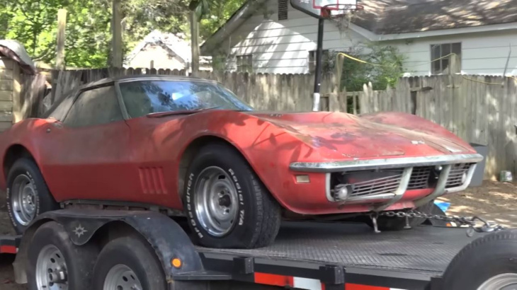 vídeo: aparece este corvette c3 escondido de la policía durante 40 años