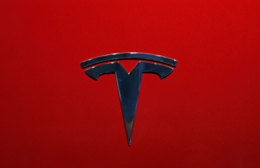 Tesla entrega camiones a fábrica de Pepsi en Nevada