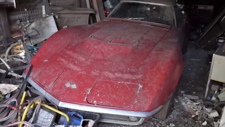 este corvette del 68 se ha escondido de la policía durante 40 años
