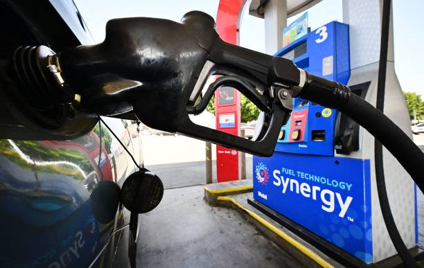 ¿por qué se han ralentizado los precios de la gasolina según los expertos?