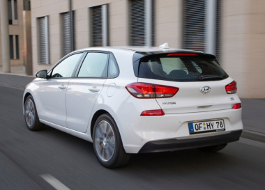 Comparativa Hyundai i30 vs Kia Ceed: ¿cuál es mejor para comprar?