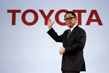 El CEO de Toyota no cree que los autos eléctricos sean la única respuesta: es de esa 