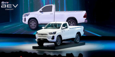 Toyota presenta su primera pickup totalmente eléctrica, pero no para todos
