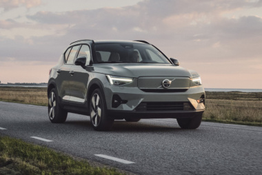 Volvo XC40 2023: mejoras para el SUV sueco más vendido