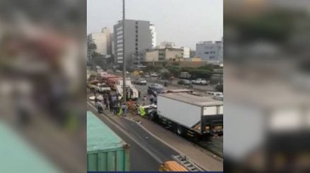 surco: accidente de tránsito en la panamericana sur dejó un herido y generó congestión vehicular