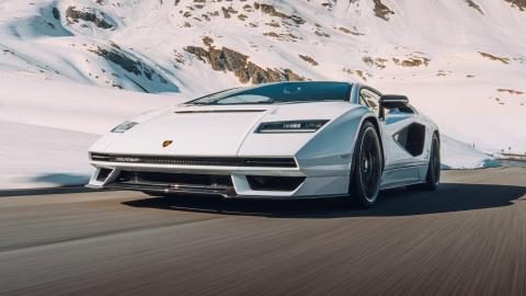Probamos el Lamborghini Countach: ¿un homenaje a la altura?