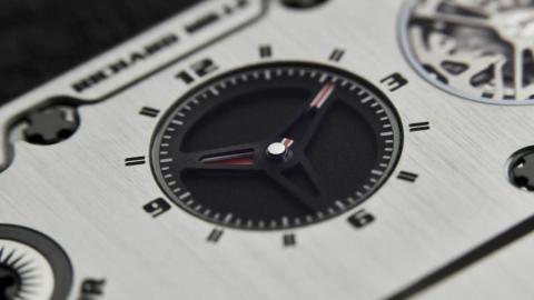 richard mille rm up-01: el reloj mecánico más delgado del mundo es de ferrari