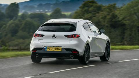 Prueba del Mazda 3 Skyactiv-X: 'rápido' no significa 'deportivo'. Y es genial