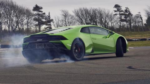 Prueba Lamborghini Huracán RWD: ¡bienvenidos sean los deslices!