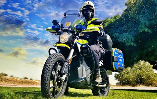 la guardia civil destina 157 motos eléctricas para el seprona