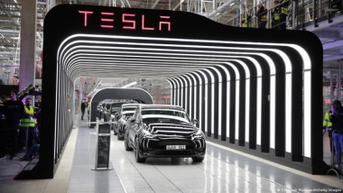 Tesla marca récord de ventas pero queda por debajo de previsiones en 2022
