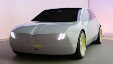 BMW i Vision Dee, un minimalista prototipo cargado de tecnología