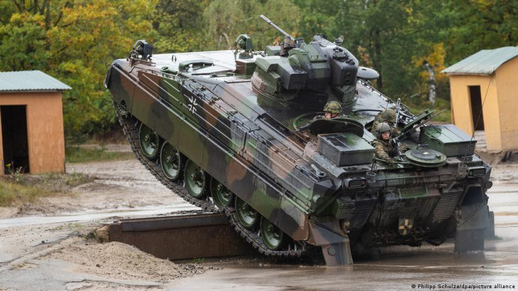 alemania ofrece carros blindados y sistema de defensa aérea “patriot” a ucrania
