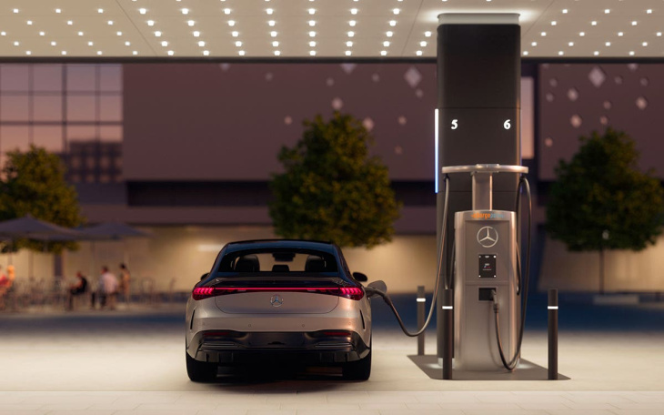 mercedes-benz tendrá sus propios 'supercargadores' para coches eléctricos, rápidos y muy premium