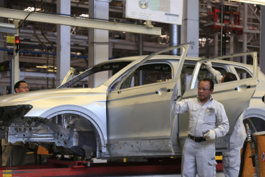 Volkswagen Puebla inicia 2023 con paro técnico por falta de insumos