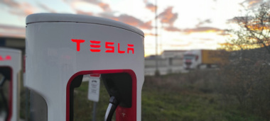 Tesla cuenta ya con 25 Supercargadores en España abiertos a todas las marcas