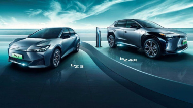 Toyota se ve obligada a modificar por completo su estrategia de electrificación ante la superioridad de Tesla