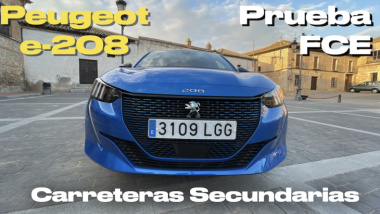 Prueba FCE. Conducimos el Peugeot e-208 por carreteras secundarias (vídeo)