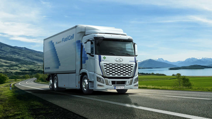 hyundai mantiene su programa de camiones de hidrógeno xcient en europa, pero su despliegue va muy despacio