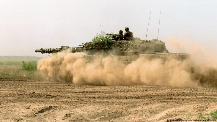 alemania posterga una vez más decisión sobre entrega de tanques leopard 2 a ucrania
