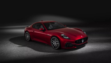El Maserati GranTurismo 2023 nos revela su lujoso interior