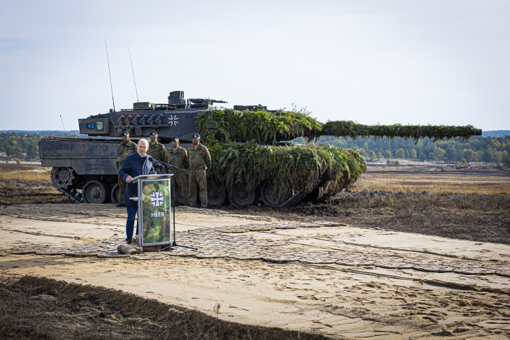 polonia pedirá permiso a alemania para dar tanques a ucrania