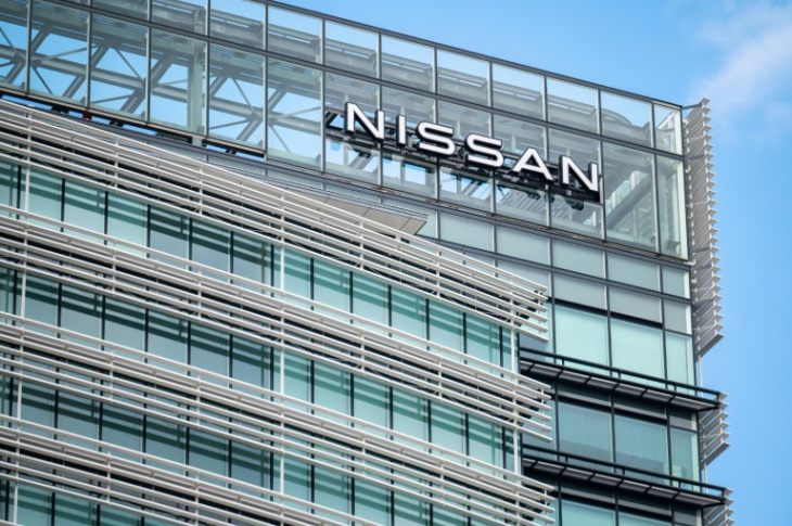 renault reducirá al 15% su participación en el capital de nissan
