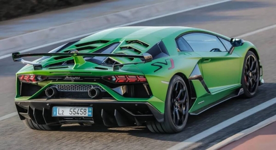 Lamborghini piensa que no es el mejor momento para los superdeportivos eléctricos