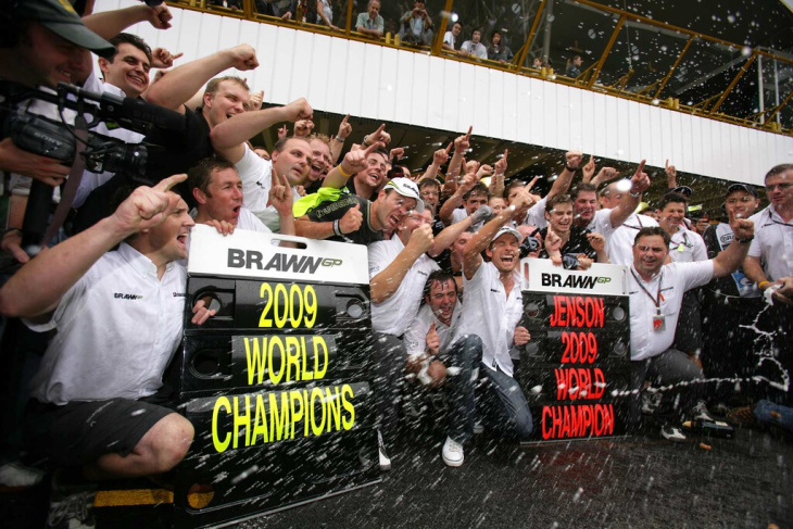 comprar un equipo de f1 por 1€ y ganar el mundial: la loca historia de brawn gp, o cómo honda regaló la gallina de los huevos de oro