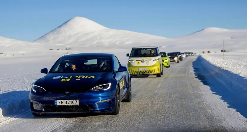 El Tesla Model S logra el récord de autonomía en la  mega prueba de invierno en Noruega