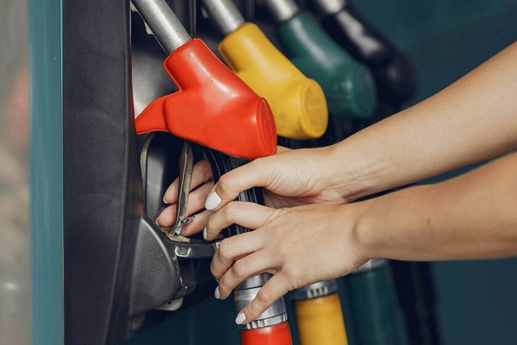 Precio de la gasolina y el diésel hoy, 8 de febrero
