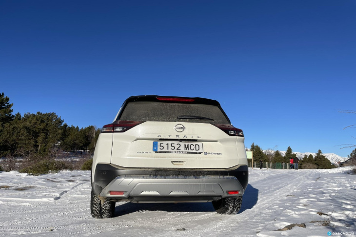 prueba del nissan x-trail sobre nieve: la importancia de llevar los neumáticos adecuados