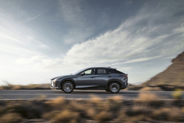 Lexus liderará la electrificación de la nueva Toyota de Koji Sato