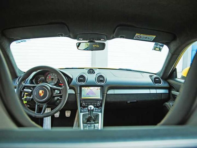 #prueba360 porsche 718 cayman gt4: un auto como en los viejos tiempos