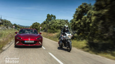 Comparativa pasional: ¿Mazda MX-5 o moto? (con vídeo)