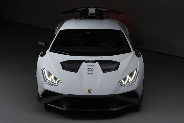Lamborghini Huracán STO Time Chaser_111100: art car italo-nipón que mira al futuro