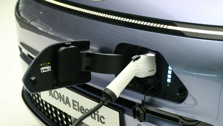 nuevos detalles sobre el hyundai kona eléctrico 2024: hasta 490 km de autonomía