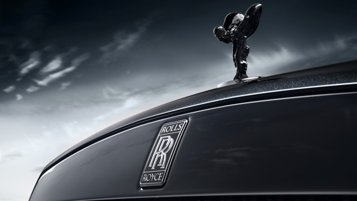 rolls-royce black badge wraith black arrow: el último coupé con motor v12